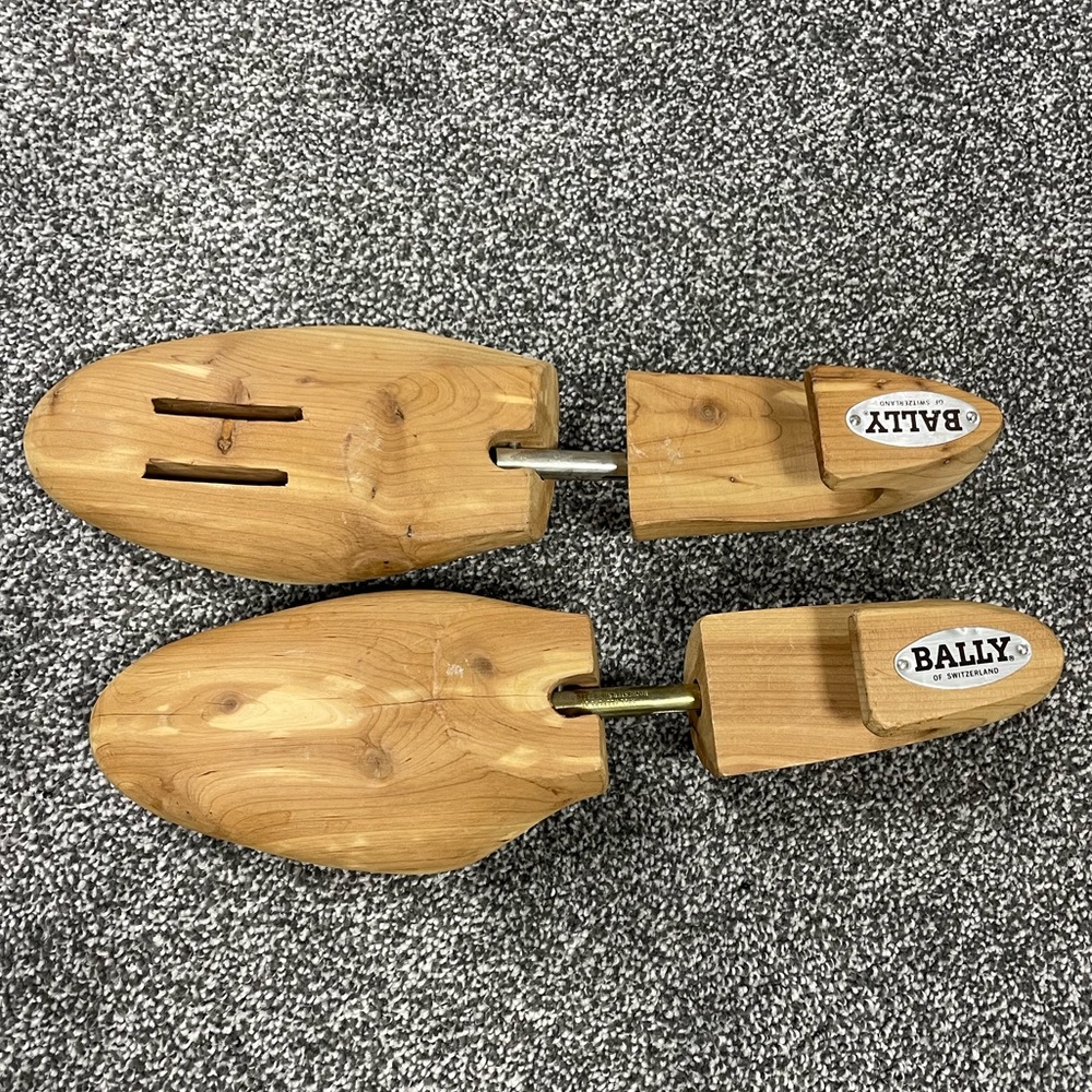 Bally cedar shoe trees